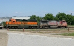 BNSF 555 with the transfer to Norris
